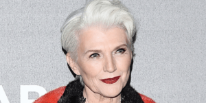 A 69 ans, Maye Musk est l'égérie de Covergirl